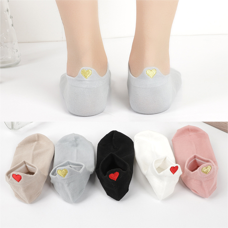 Embroidery On Socks - 재미있는 힐 귀여운 자수 러브 하트