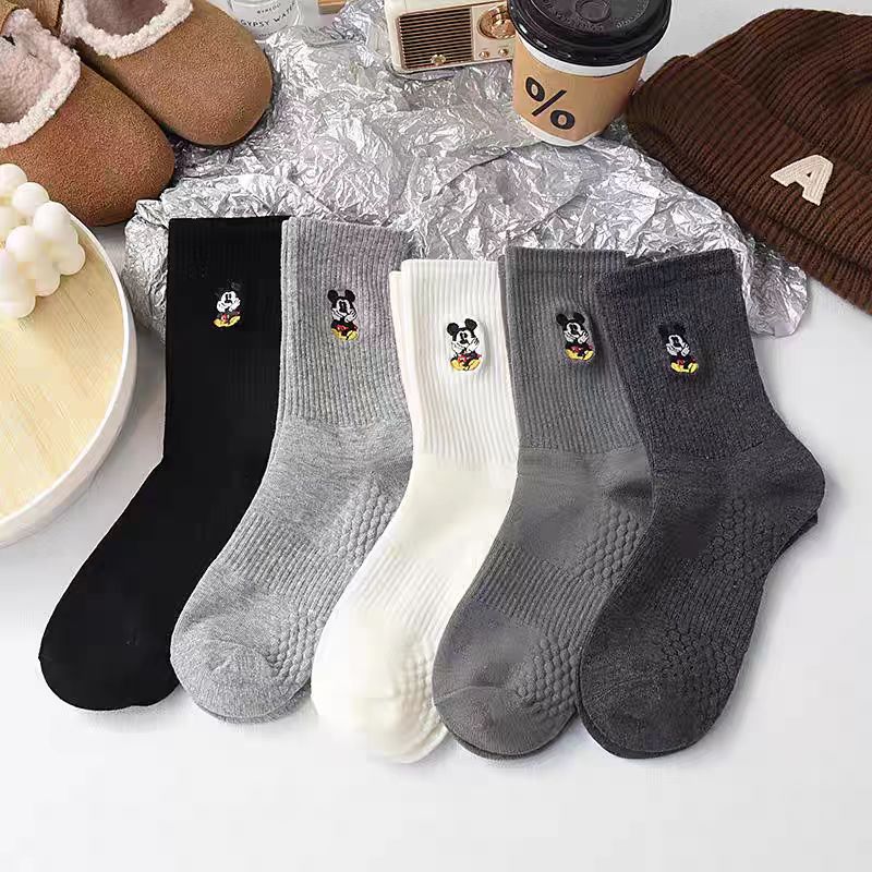 Embroidery On Socks - 5쌍의 사계절 유니섹스 블랙, 화이트, 그레이