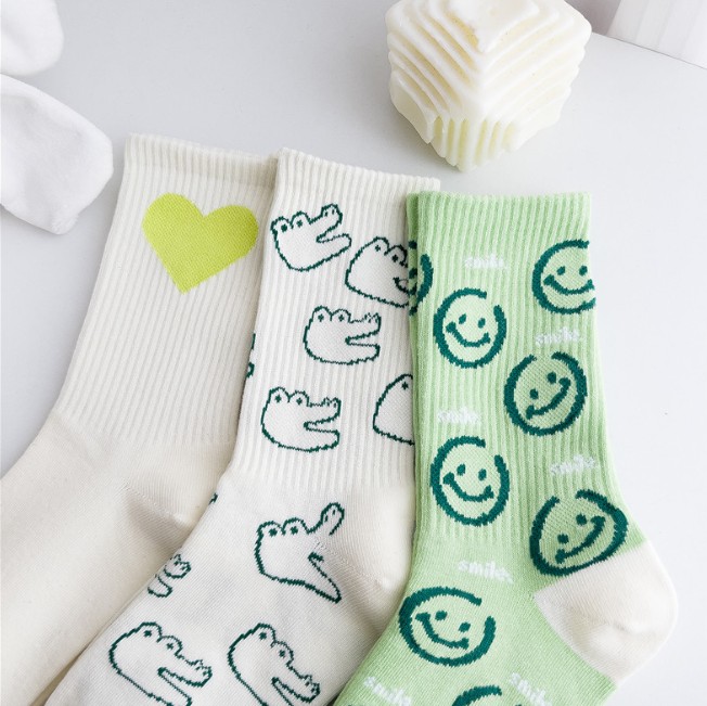 패션 하라주쿠 힙합 스케이트 스트리트 여성 캐주얼 양말 - Embroidery On Socks 리뷰 및 가격