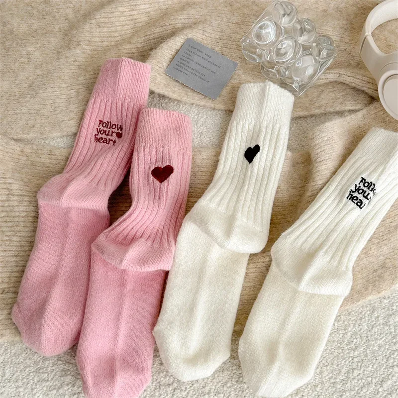 하라주쿠 카와이 미들 튜브 양말 가을 겨울 신상 순색  - Embroidery On Socks 리뷰 및 가격