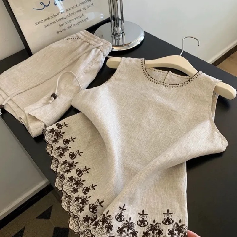심플한 올드머니 스타일 면과 린넨 중공업 자수 레이스  - Embroidery Class 리뷰 및 가격