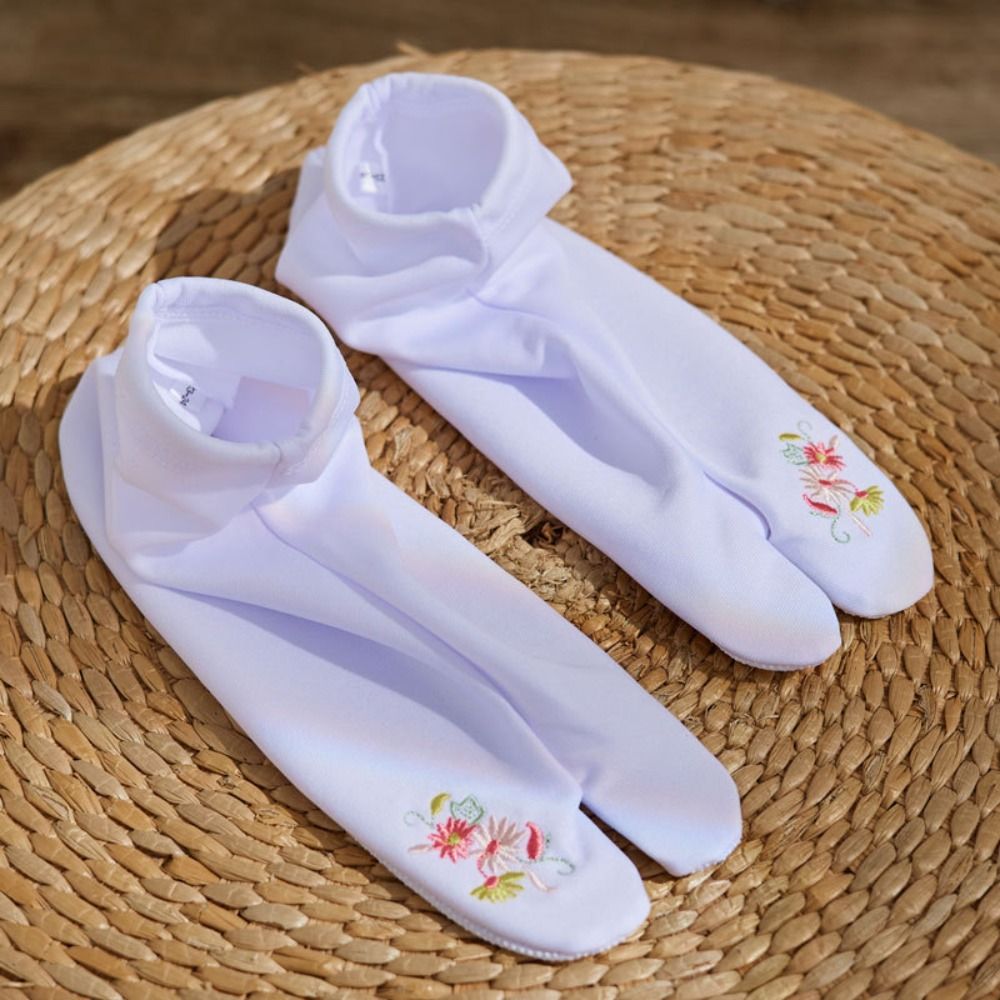 자수 꽃무늬 두 발가락 양말 중간 길이 일본 스타일 분 - Embroidery On Socks 리뷰 및 가격