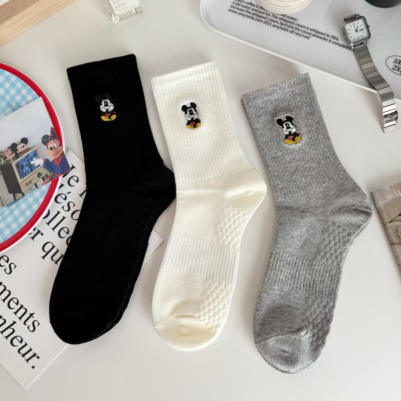 5쌍의 사계절 유니섹스 블랙, 화이트, 그레이 솔리드  - Embroidery On Socks 리뷰 및 가격