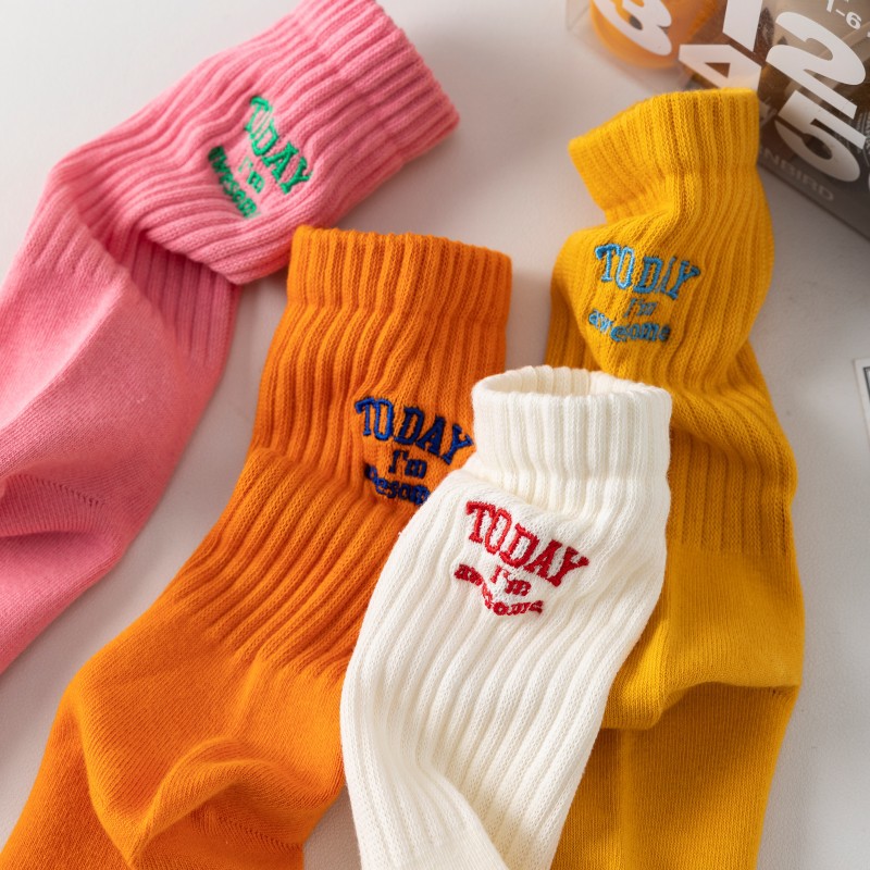 남녀공용 재미있는 면 양말 자수 레터, 일본 한국 디자 - Embroidery On Socks 리뷰 및 가격